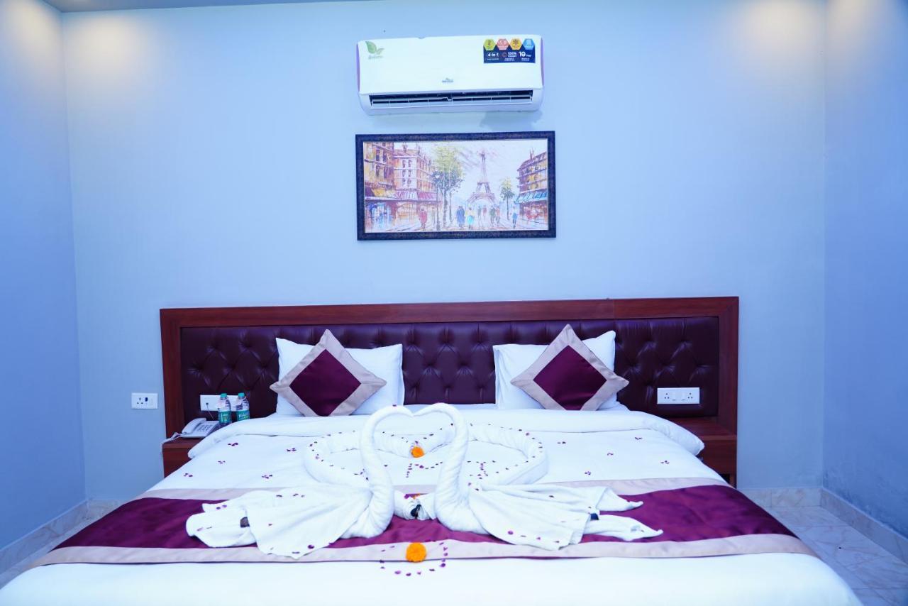 Expomart Inn Greater Noida Eksteriør bilde